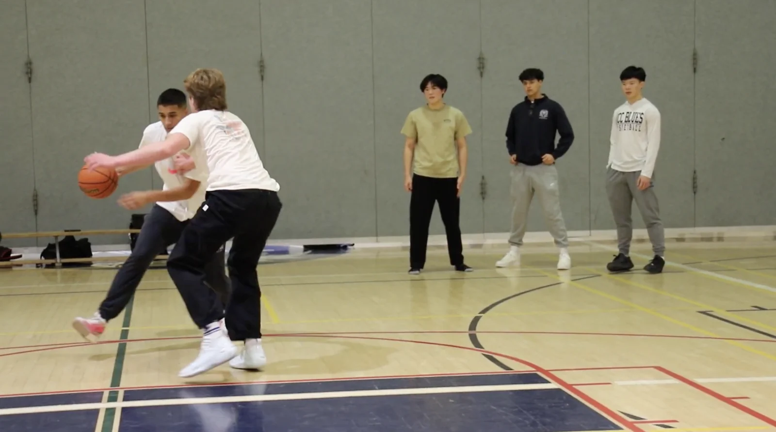1 v 1 Basketball League · photo 2
